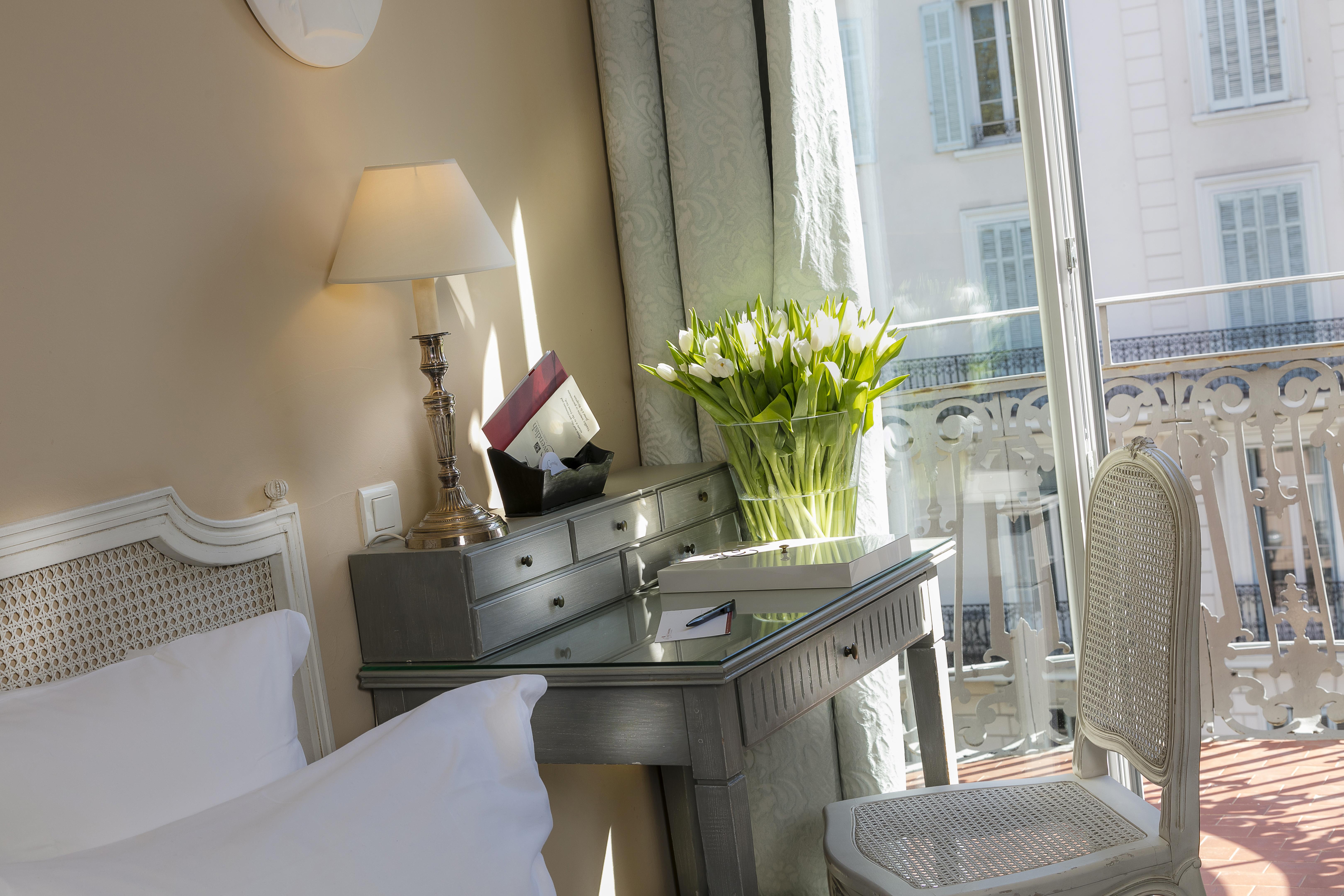 Le Cavendish Hotel Кан Екстериор снимка