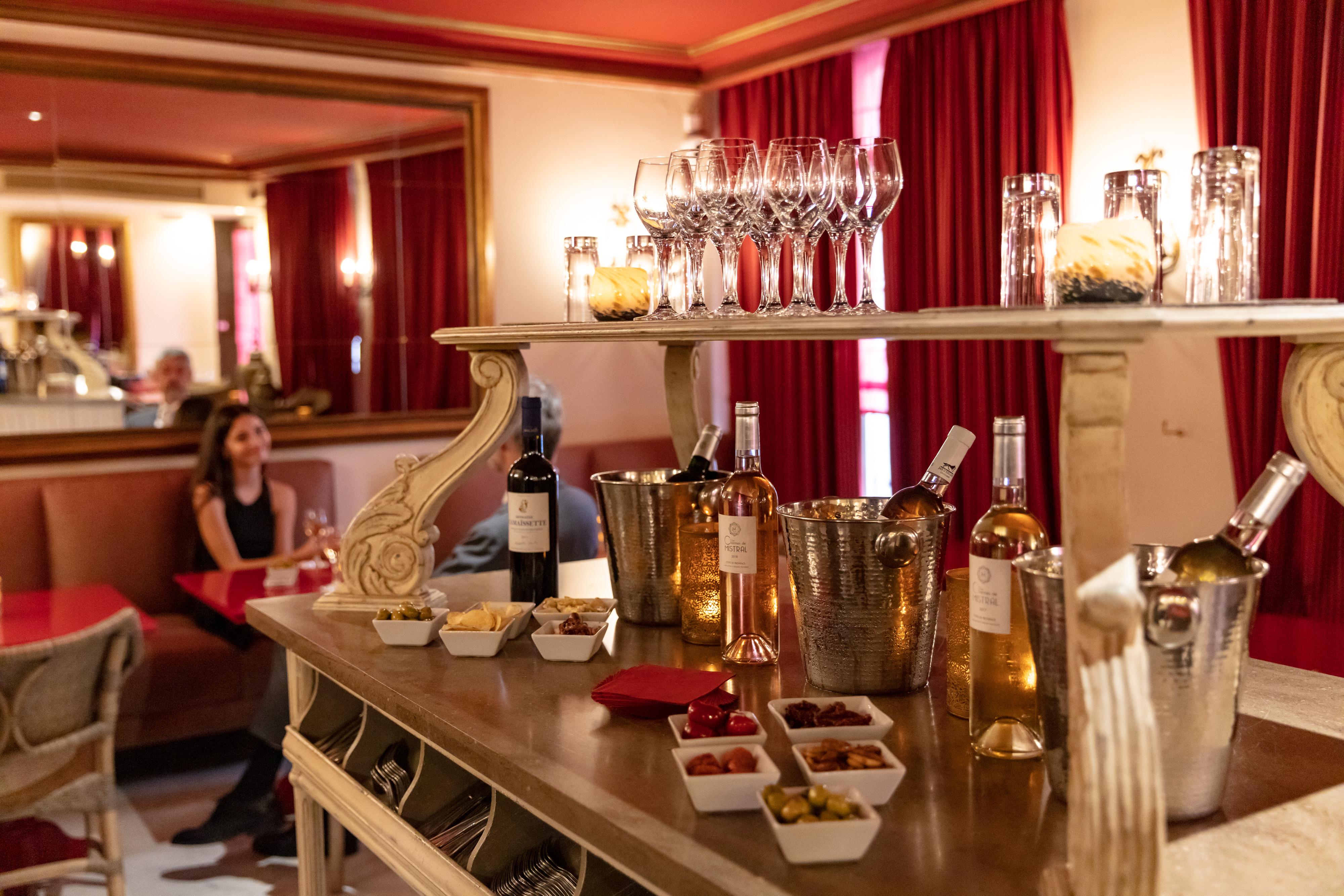 Le Cavendish Hotel Кан Екстериор снимка