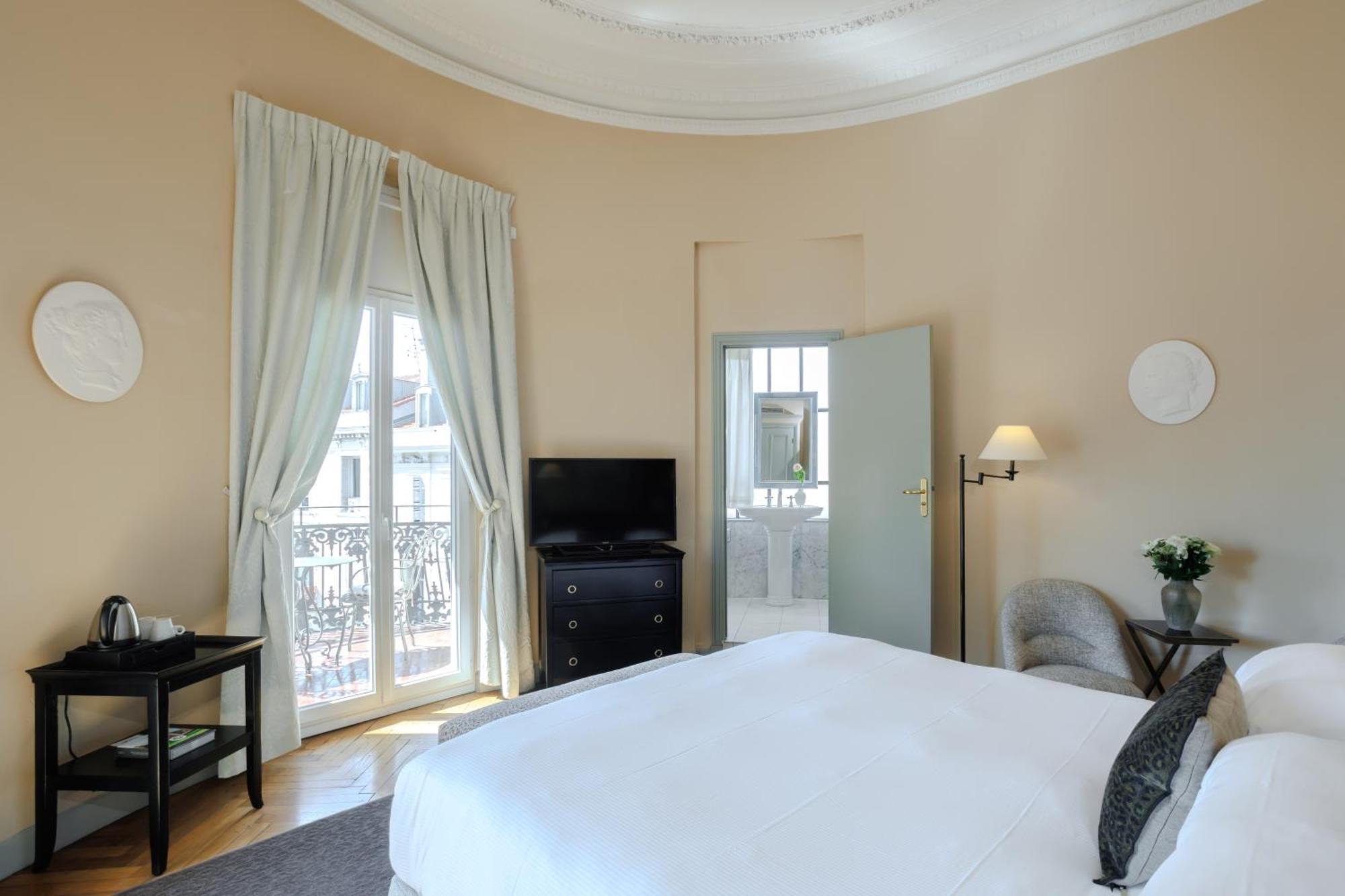 Le Cavendish Hotel Кан Екстериор снимка