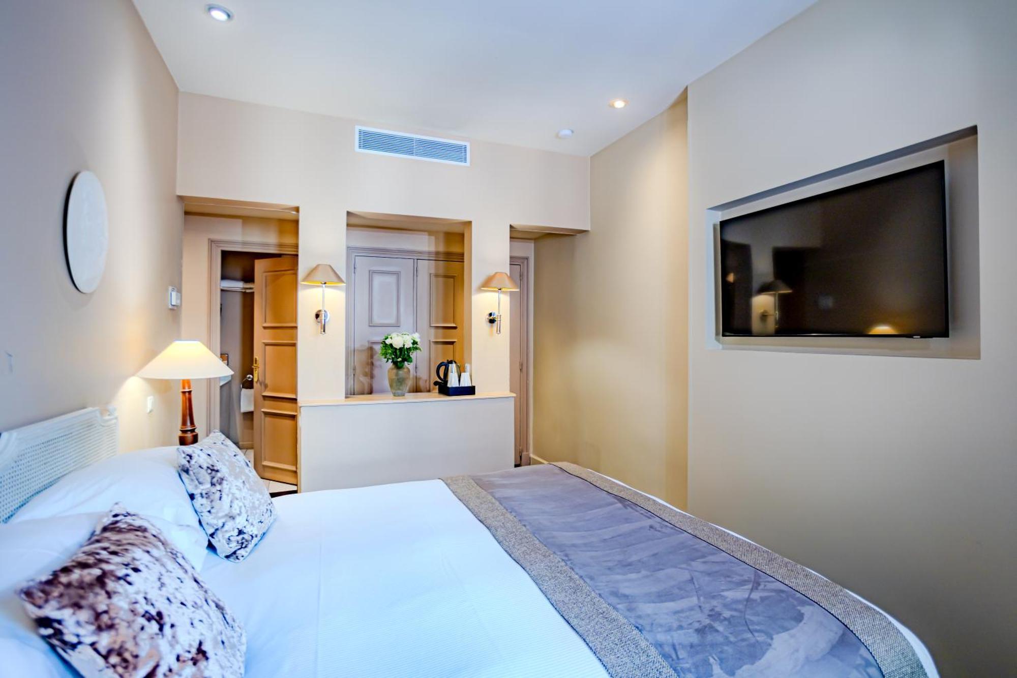 Le Cavendish Hotel Кан Екстериор снимка