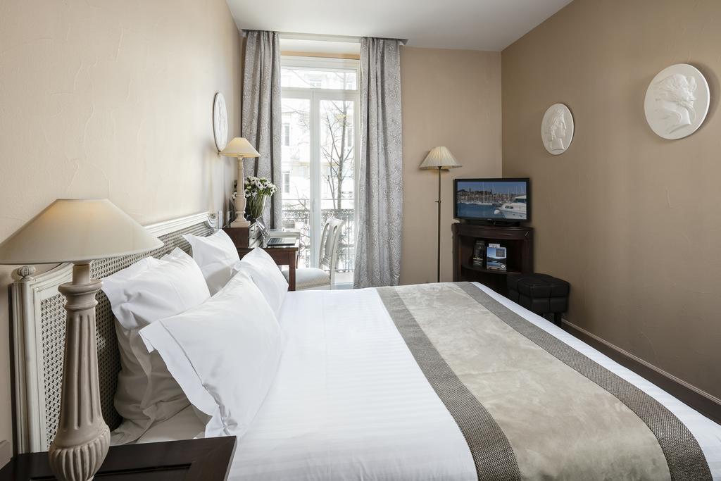 Le Cavendish Hotel Кан Екстериор снимка