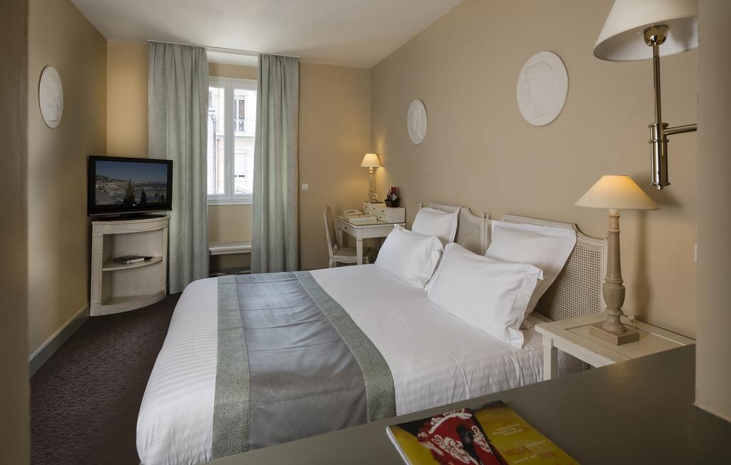 Le Cavendish Hotel Кан Екстериор снимка