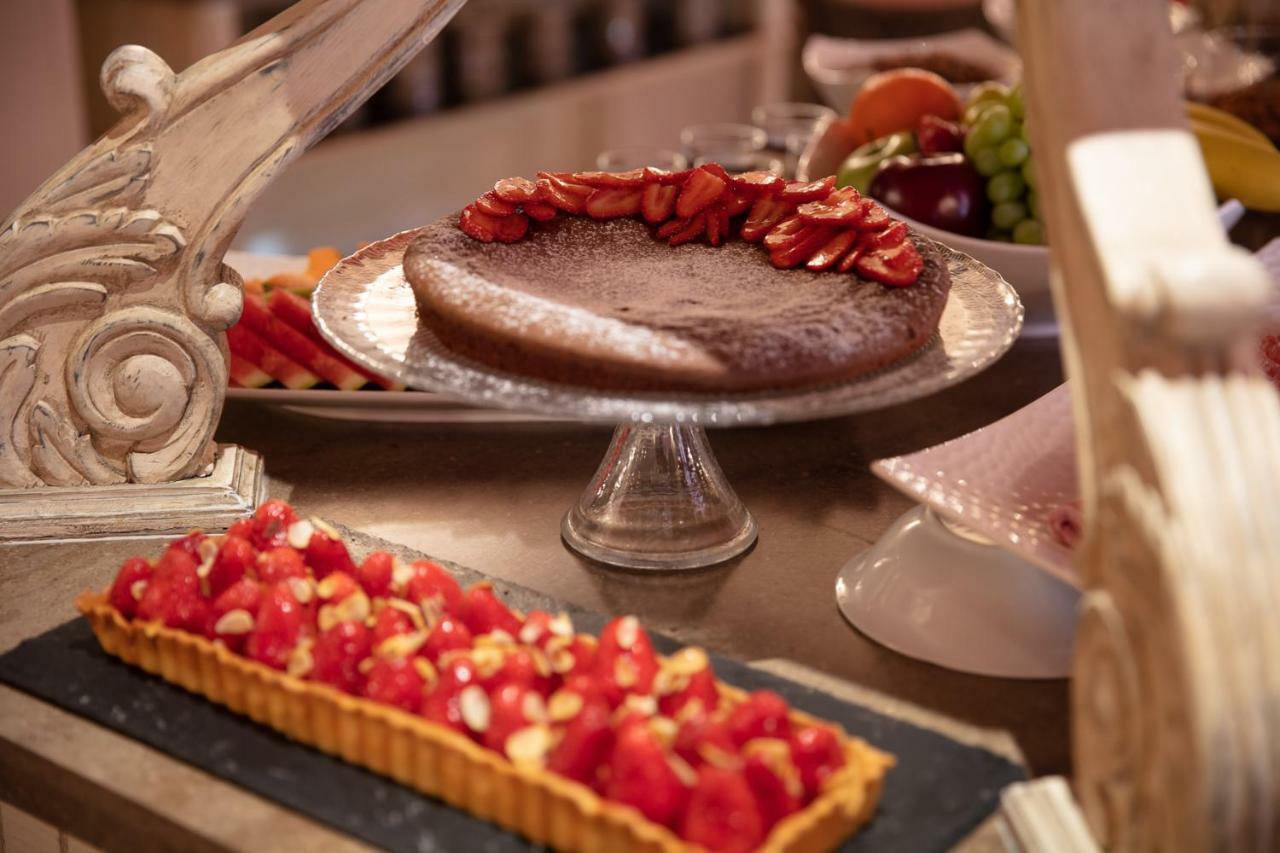 Le Cavendish Hotel Кан Екстериор снимка